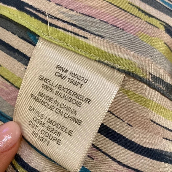 Equipment femme 100% silk blouse size XS - Picture 5 of 5